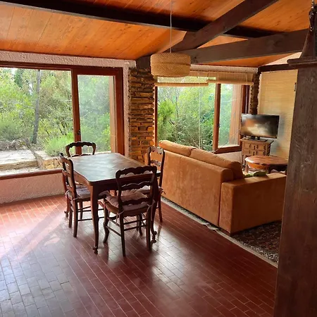 Au Capitou Vakantiehuis Fréjus